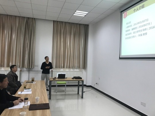 365英国上市集团组织新进教师进行首聘期满述职汇报